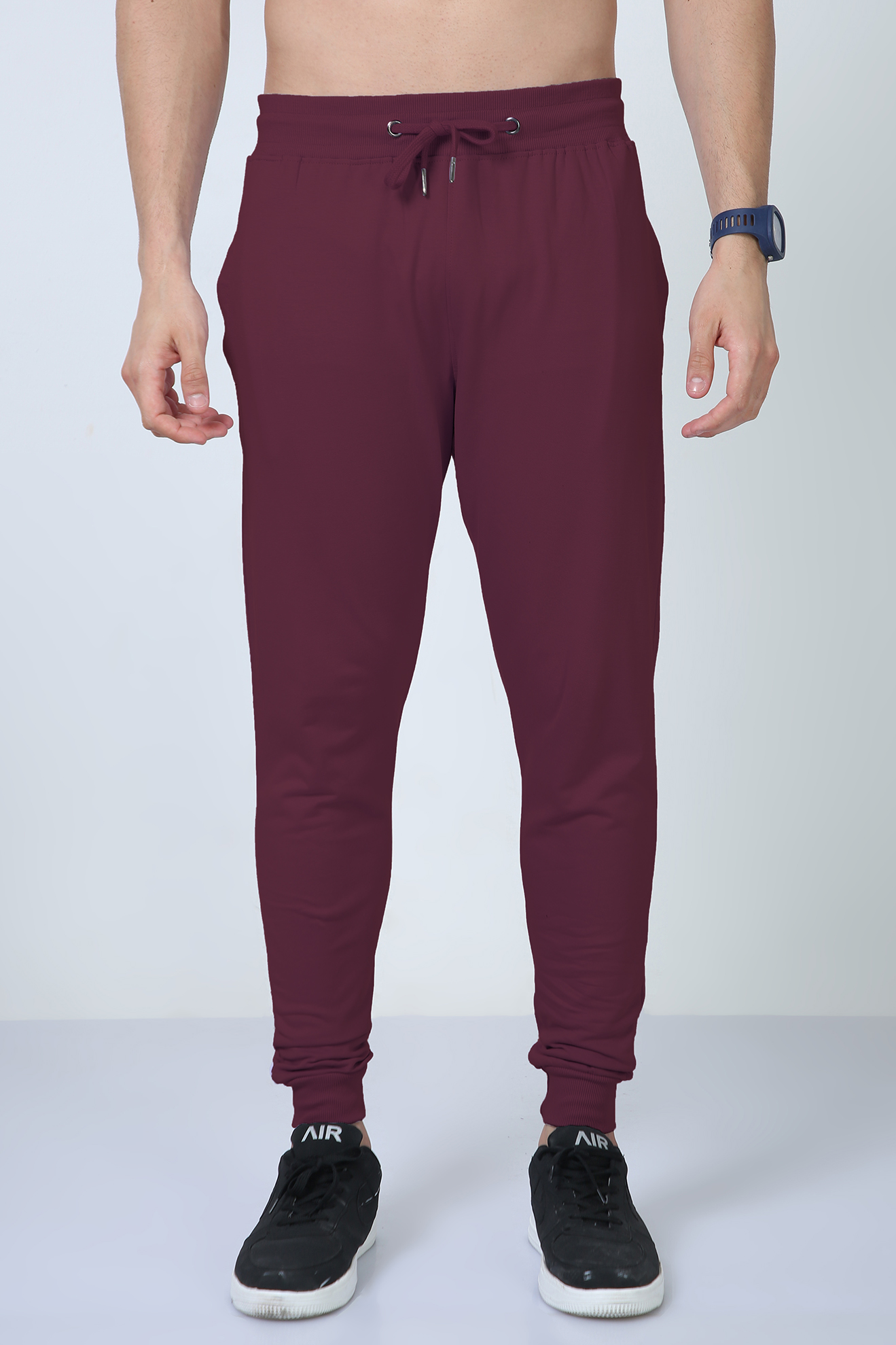 Regular Joggers Maroon qikink